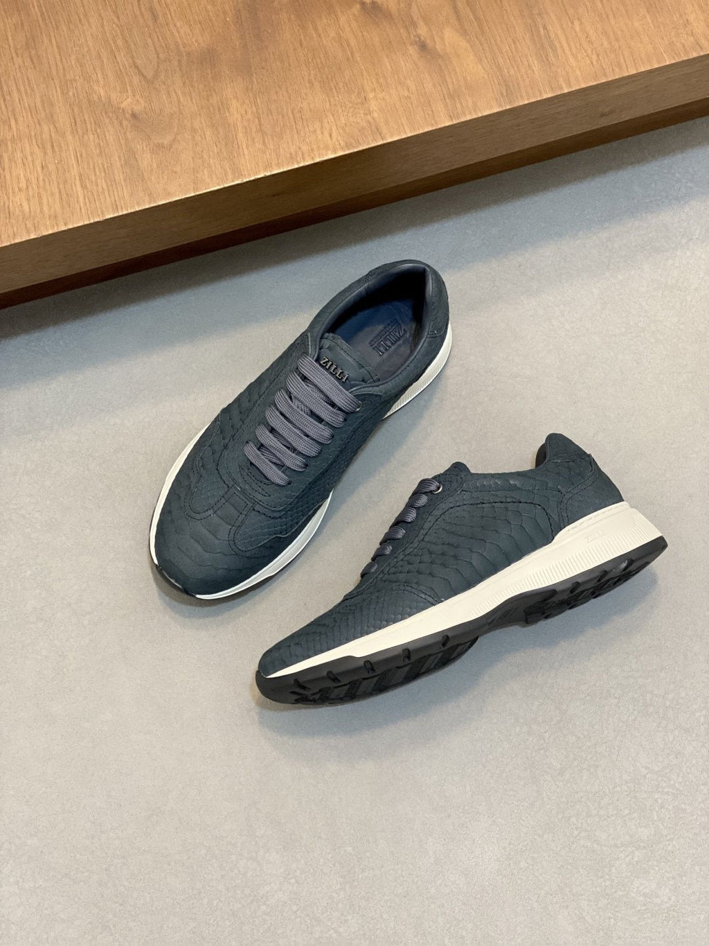 Zilli Men's Textured Low-Top Sneakers - Textured Upper With Stitched Panel Details